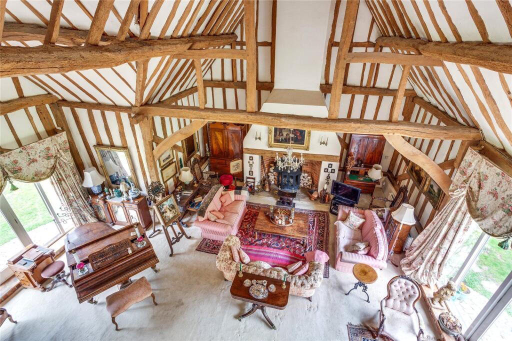House in Hambleden, Buckinghamshire - More