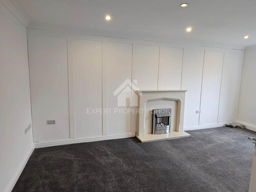 House in Worksop, Prospect Hill - View 3