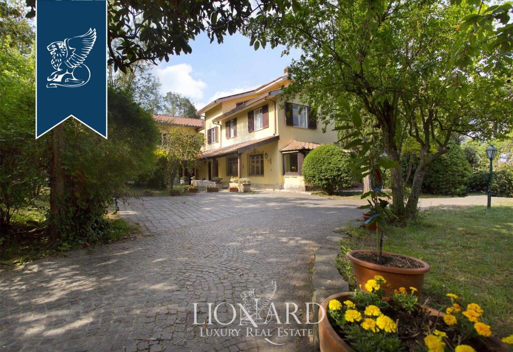 Main image of property: Lazio, Rome, Roma