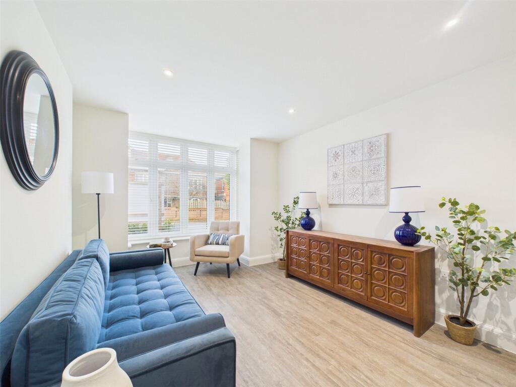 Apartment in Bournemouth - View 4