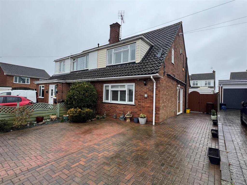 Main image of property: Woodlow, Thundersley