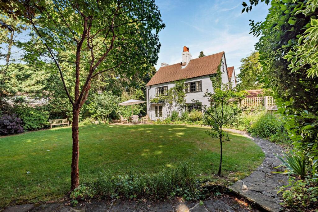 Main image of property: Beckfords, Upper Basildon, Berkshire