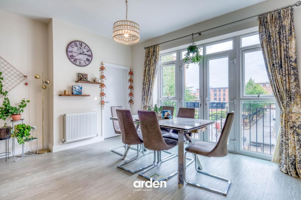 Apartment in Birmingham - More