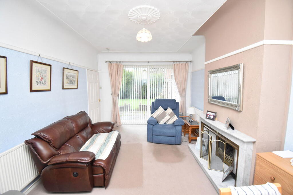 Fieldway, Widnes, WA8 3JD photo 3