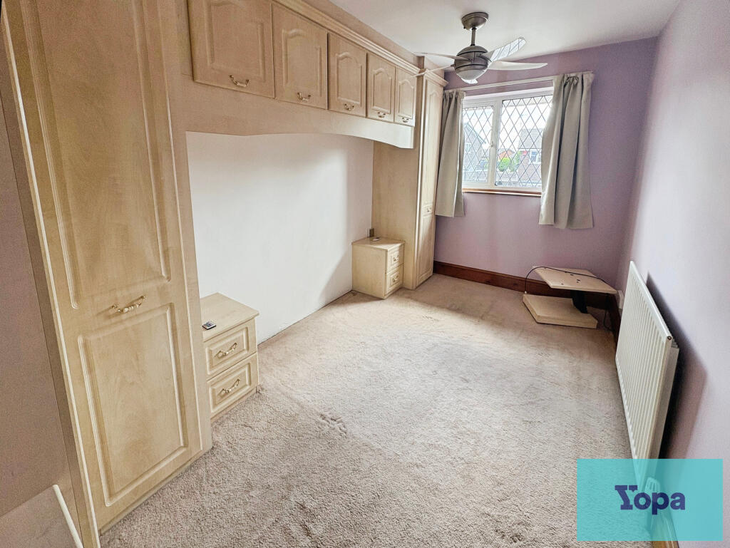 House in Stoke-on-Trent - More