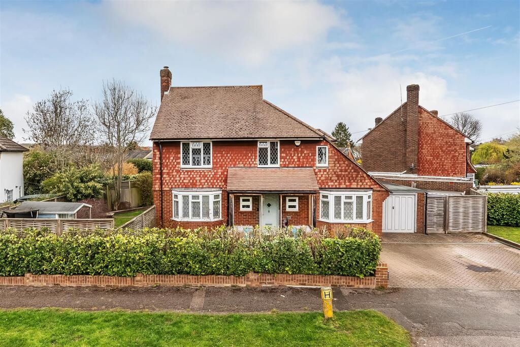 Main image of property: GLEBE ROAD, ASHTEAD KT21