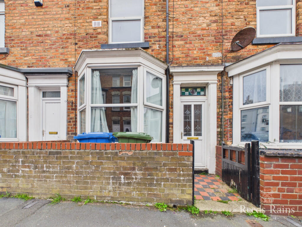 Trafalgar Terrace, Scarborough, YO12 7QG photo 2
