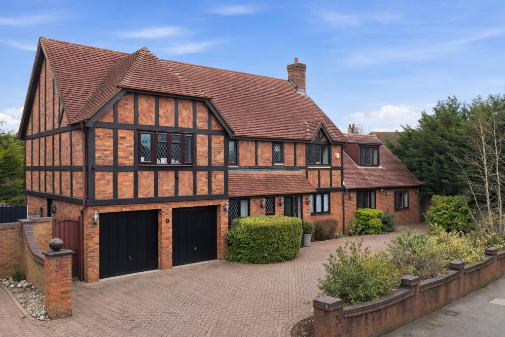 Bromley Lane, Chislehurst, BR7 photo 3