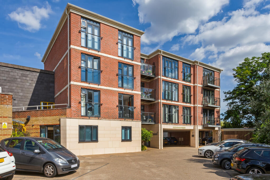 Main image of property: South Park, Sevenoaks, TN13