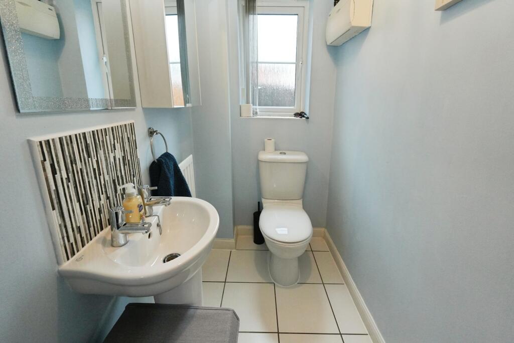 Additional image 8 of Old College Avenue, Oldbury, B68