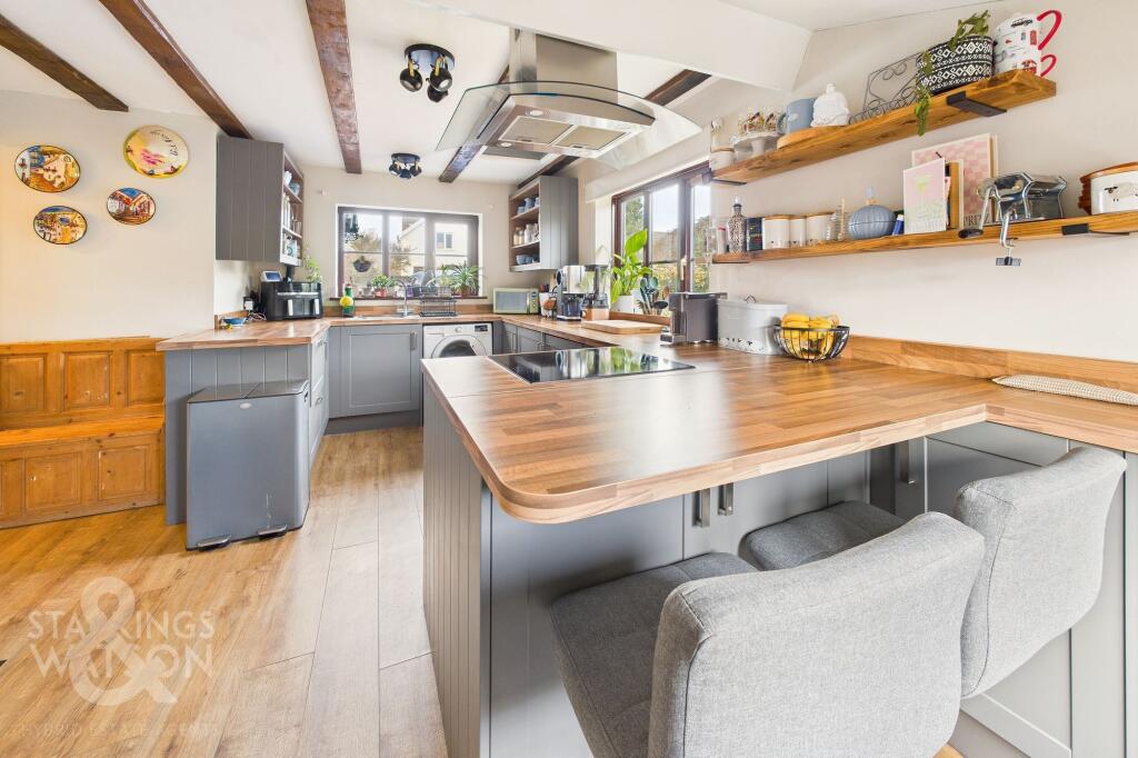House in Ipswich - View 3