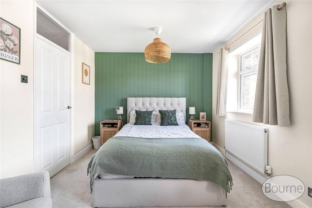 House in Guildford, Worplesdon - View 5