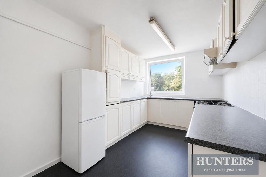 Apartment in Twickenham - View 4