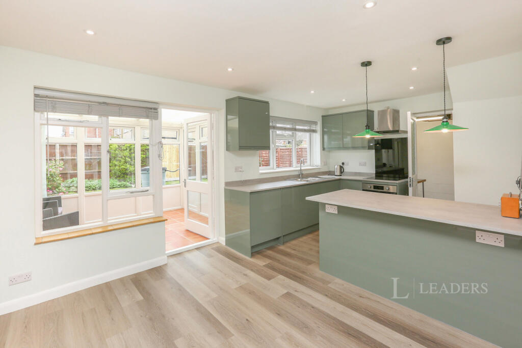 Main image of property: Allen Road, Hedge End, Southampton, SO30