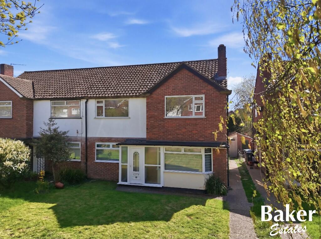 Main image of property: Shrublands Close, Chigwell, London, IG7
