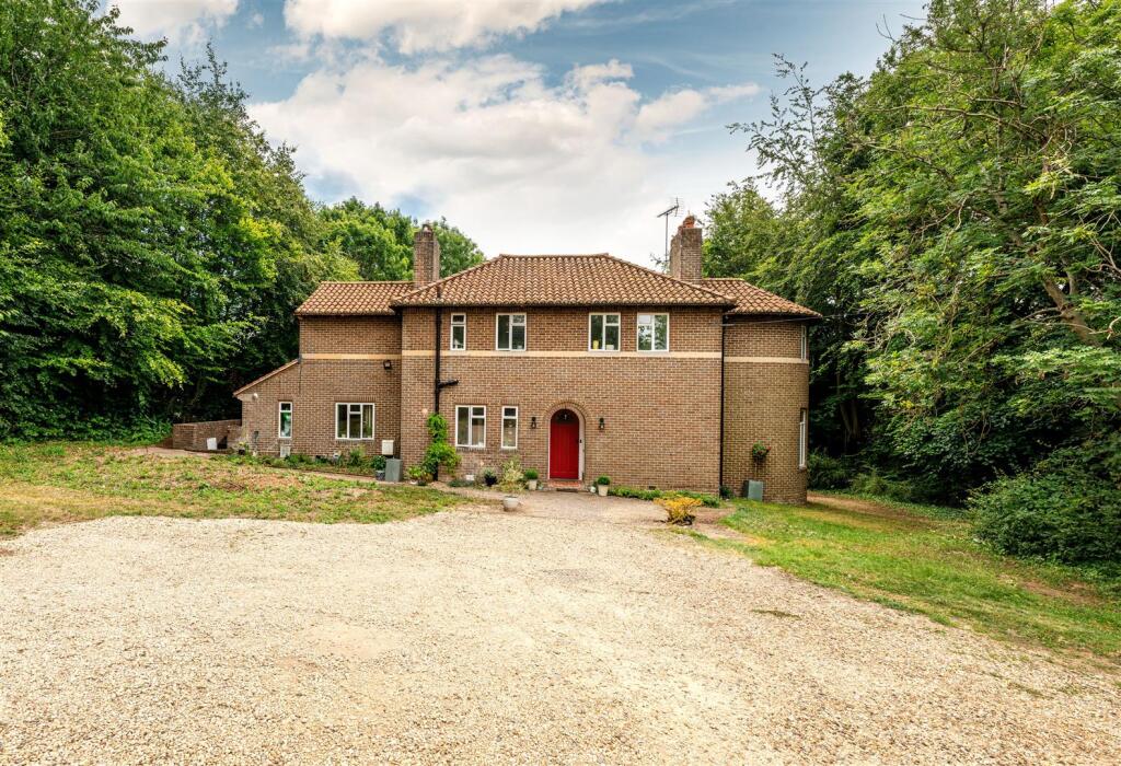 Main image of property: Amersham Road, High Wycombe