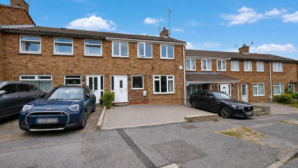 Main image of property: Bradshaws, Hatfield
