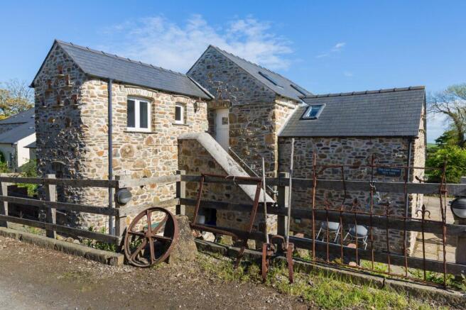 THE CART HOUSE