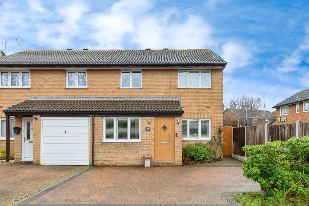 Main image of property: Poppyfields, Welwyn Garden City