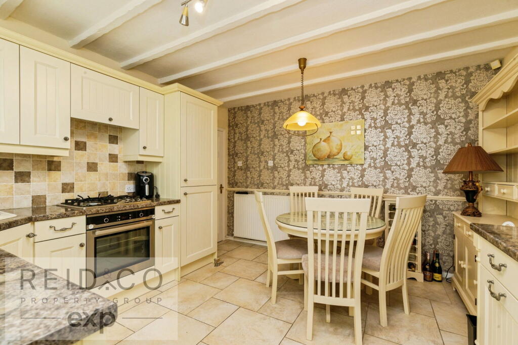 House in Preston - View 5