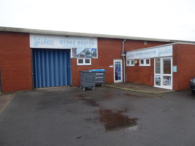 Main image of property: 6 Charleswood Road, Dereham, Norfolk, NR19