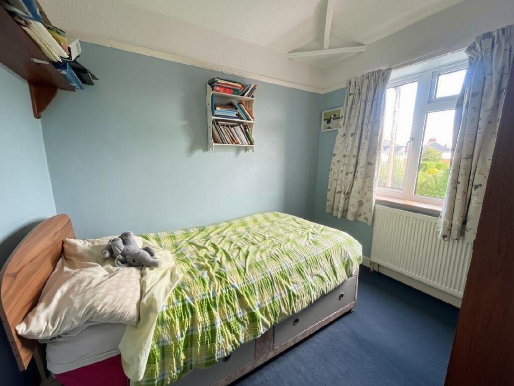 Belvedere Drive, Wrexham photo 3