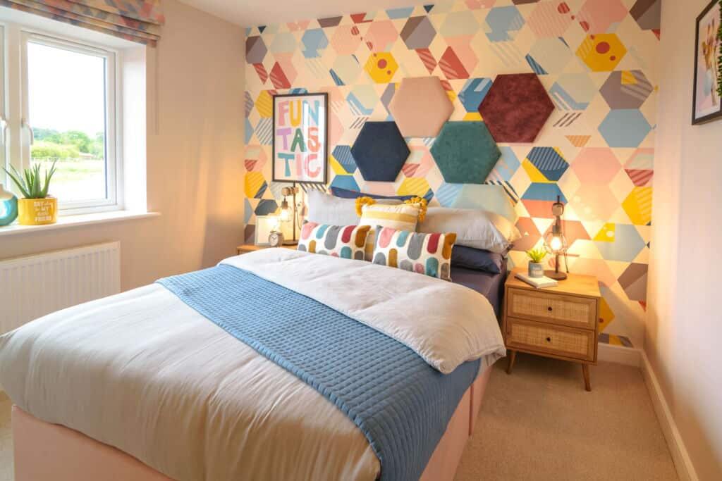 House in Charnwood, Stonebow Village - More