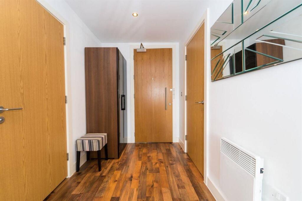 Main image of property: 9 New Century Park