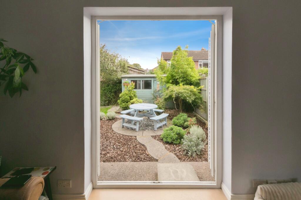 House in Northwich, Moulton - More