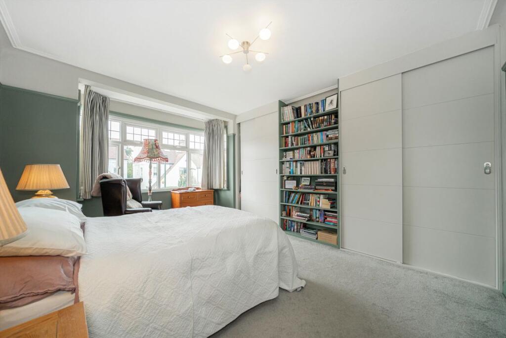 House in London - View 5