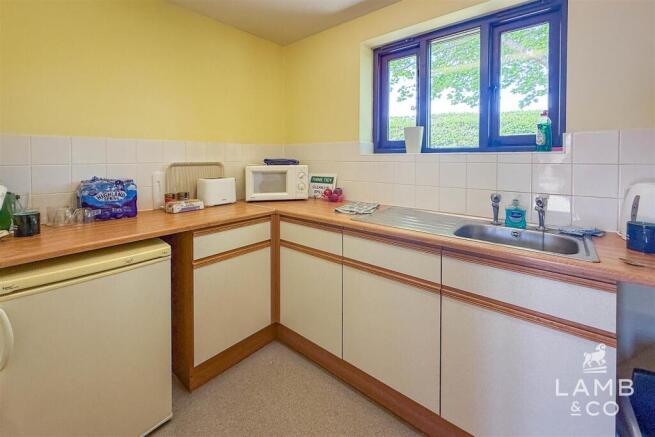 KITCHEN (shared)