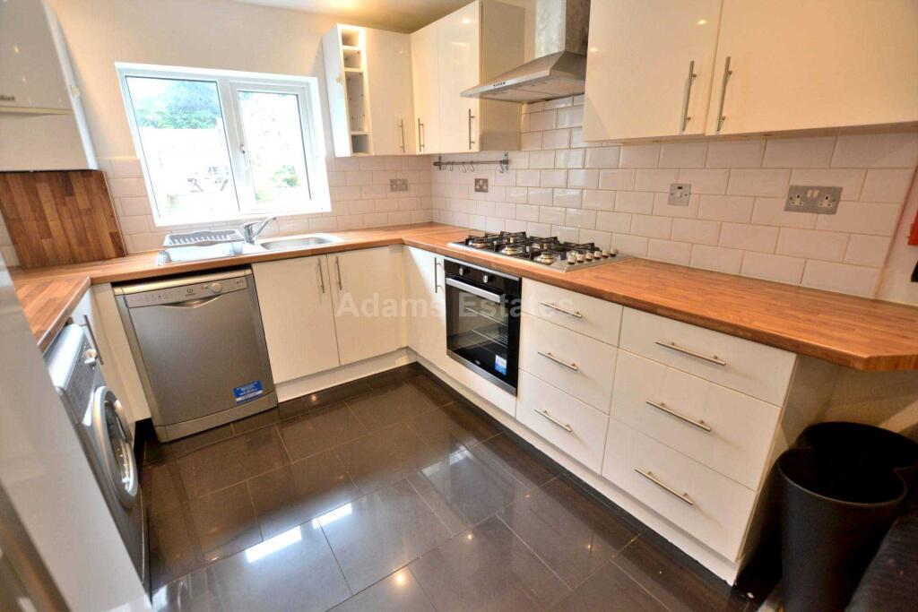 House in Reading - View 4
