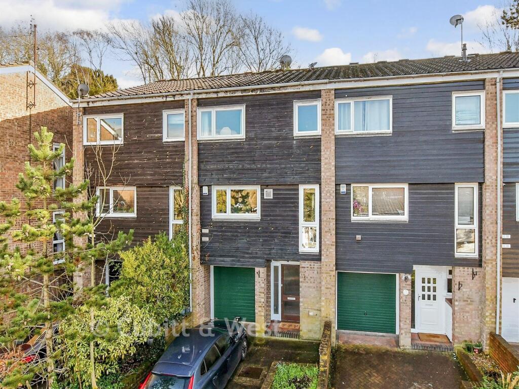 Main image of property: Linton Glade, Croydon, Surrey