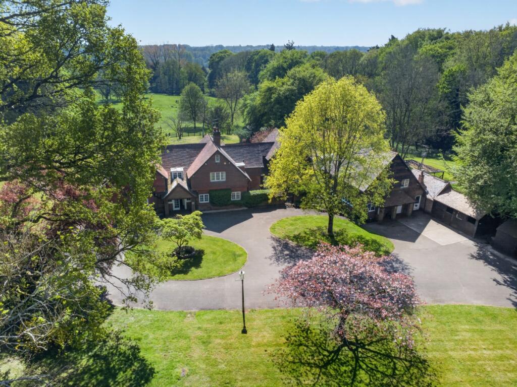 House in Bradfield, West Berkshire - View 4