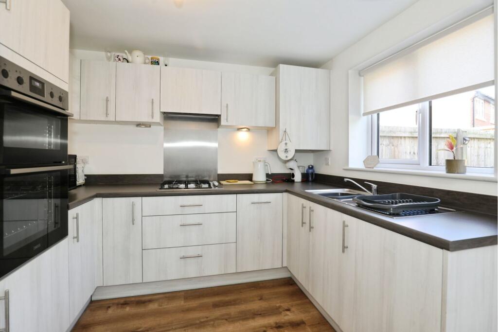 House in Crewe, Cheshire East - View 4