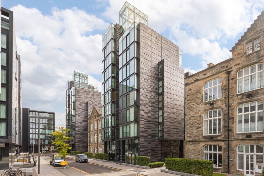 Main image of property: Simpson Loan, Edinburgh, EH3