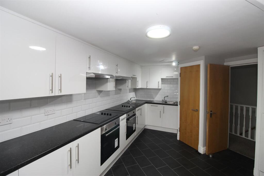 Main image of property: Rhymney Terrace, Cathays, Cardiff, CF24 4DE