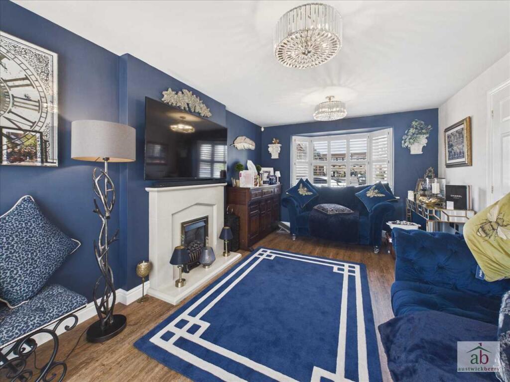 House in Ipswich - View 3