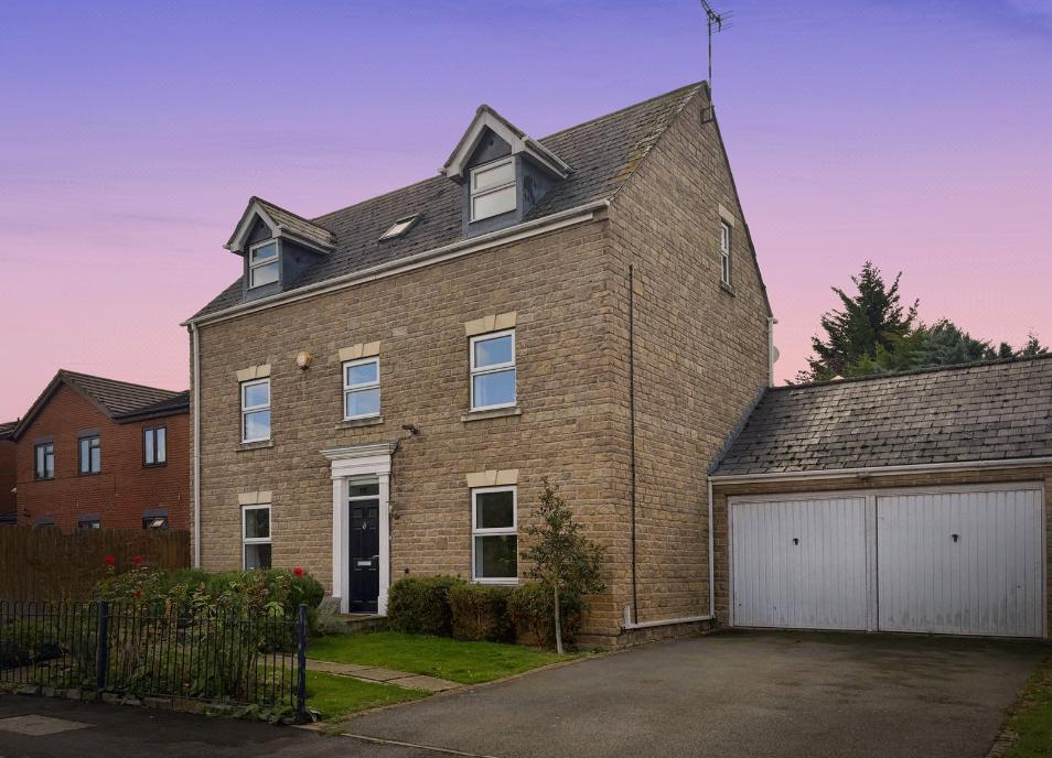 Main image of property: Turnpike Drive, Stratford-upon-Avon, CV37