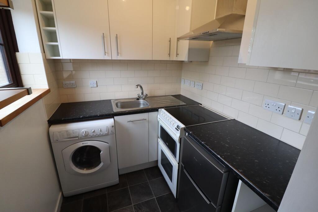Apartment in London - View 3