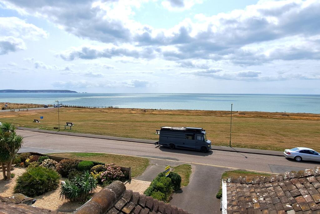 Main image of property: Marine Drive East Barton on Sea New Milton BH25 7DX