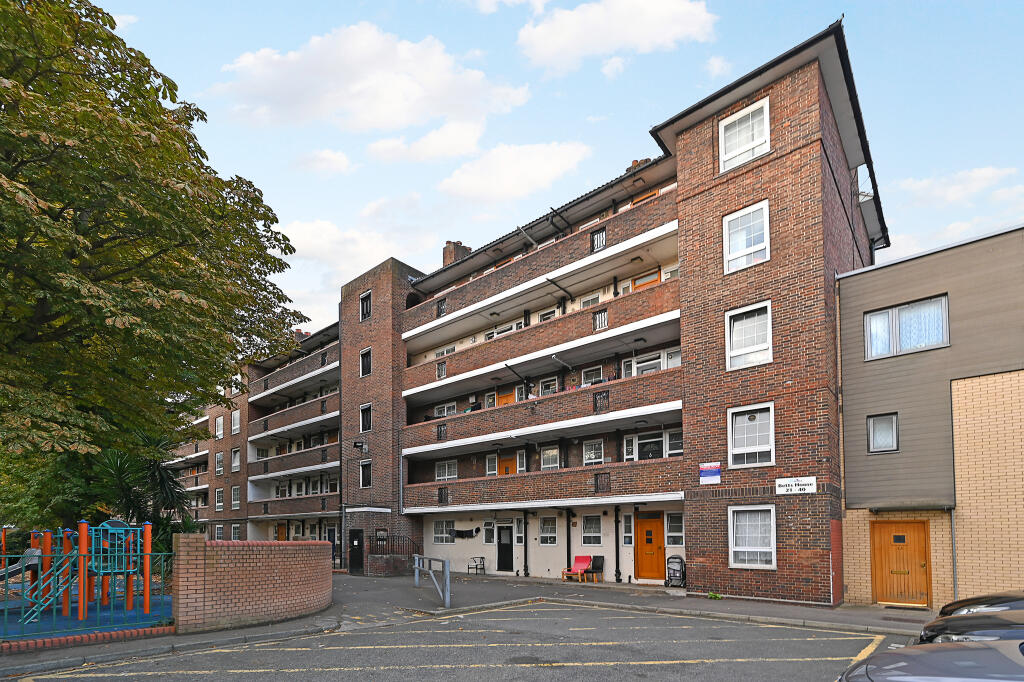 2-bed flat on Betts House, Betts Street, Tower Hamlets, London, £320,000