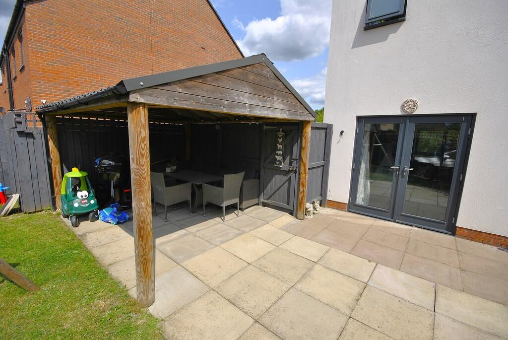 Magenta Crescent, Doncaster photo 2