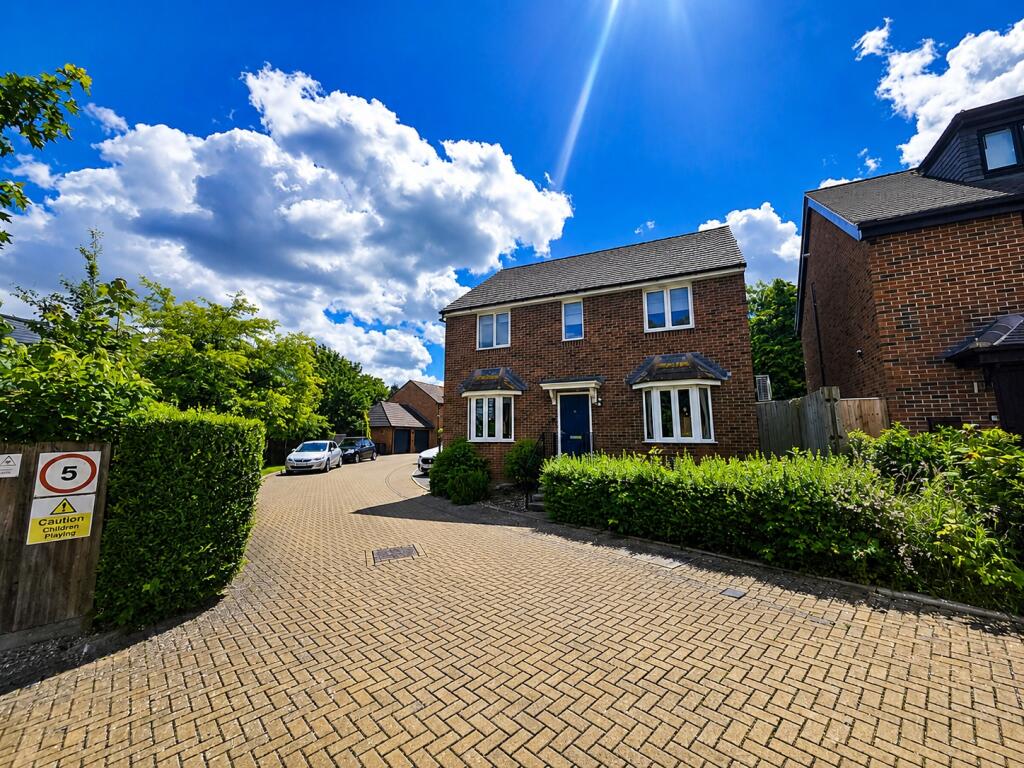 Main image of property: Sandsdown Close, HP12