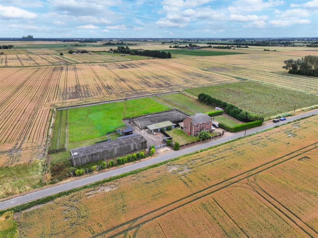 Main image of property: Hallgate Road, Sutton St. Edmund, Spalding