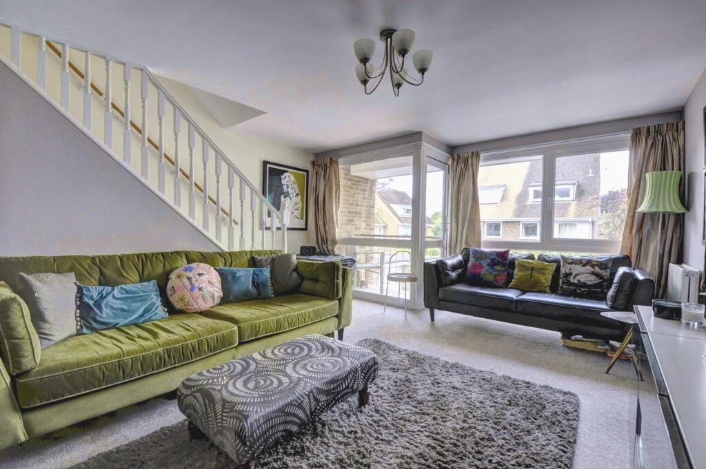 Main image of property: Beaufort Close, Marlow, Buckinghamshire