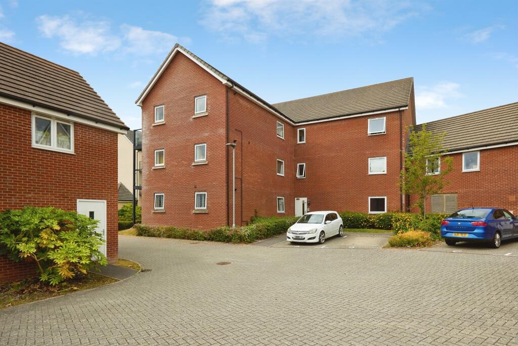 Davies Road, Longhedge, Salisbury - View 3
