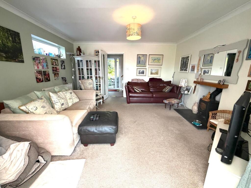 House in Glastonbury, Somerset - More