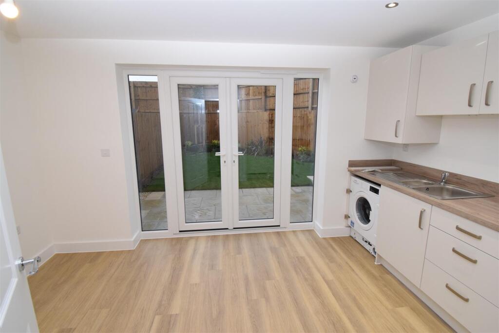 House in Leicester - View 5