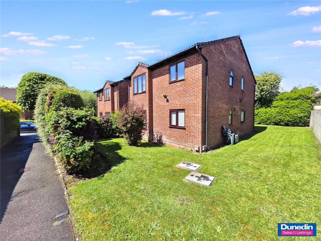 Main image of property: Mayfield Close, Catshill, Bromsgrove, Worcestershire, B61